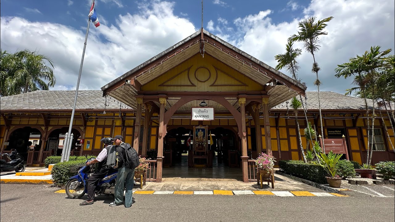 トラン県トラン駅とガンタン駅の往復 สถานีรถไฟตรัง สถานีรถไฟกันตัง