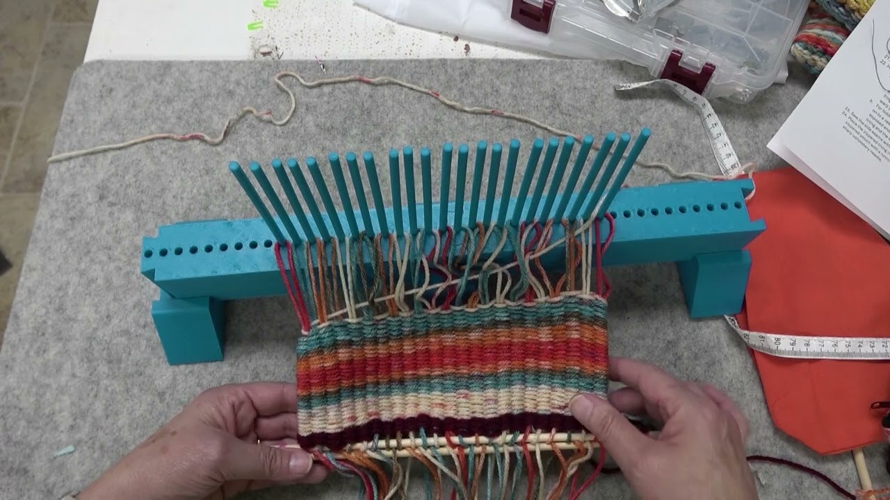 Using Waste Yarn and Lease sticks with a Peg Loom