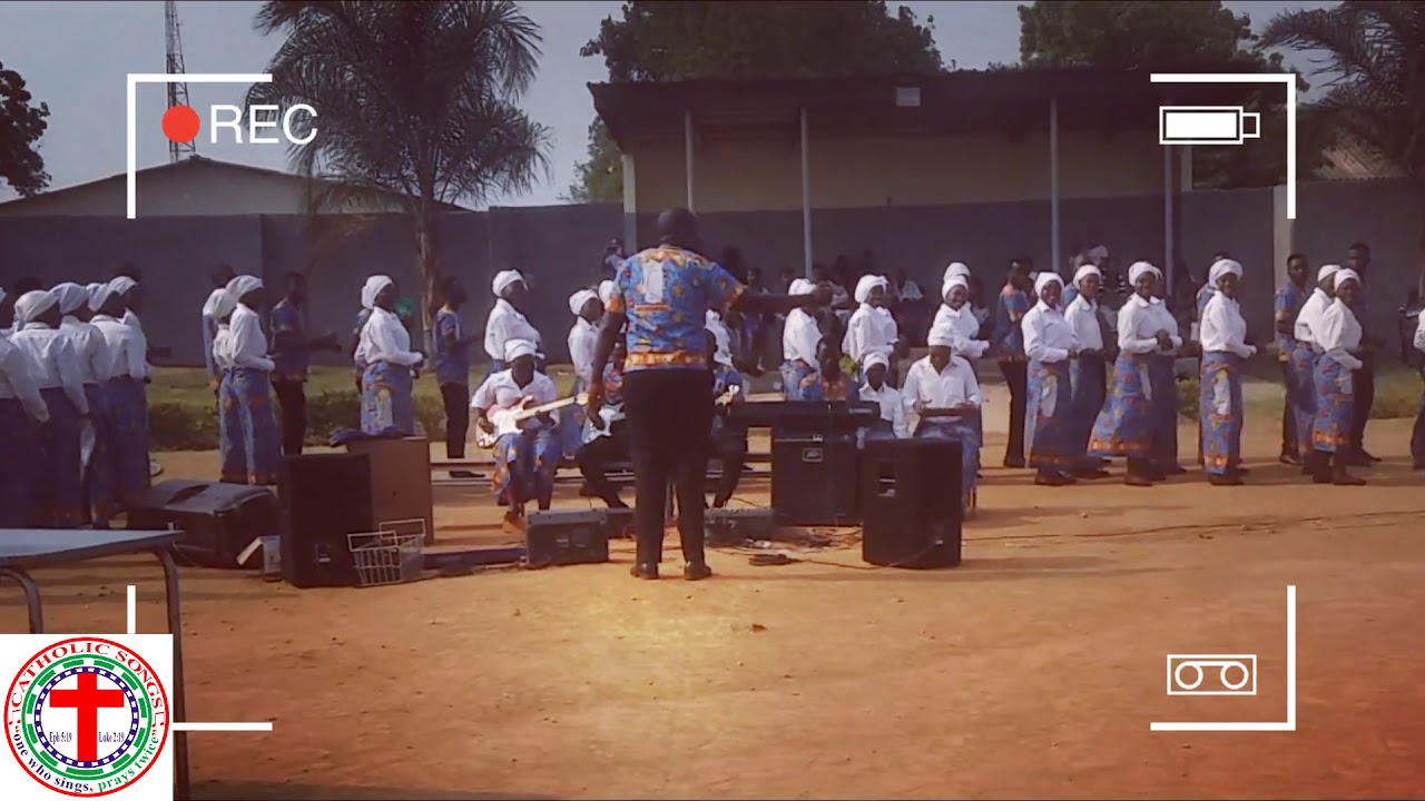 Zone E  Choir of St Peters Parish in Garden, Lusaka, Zambia Entrance hymn: natunyante amakasa