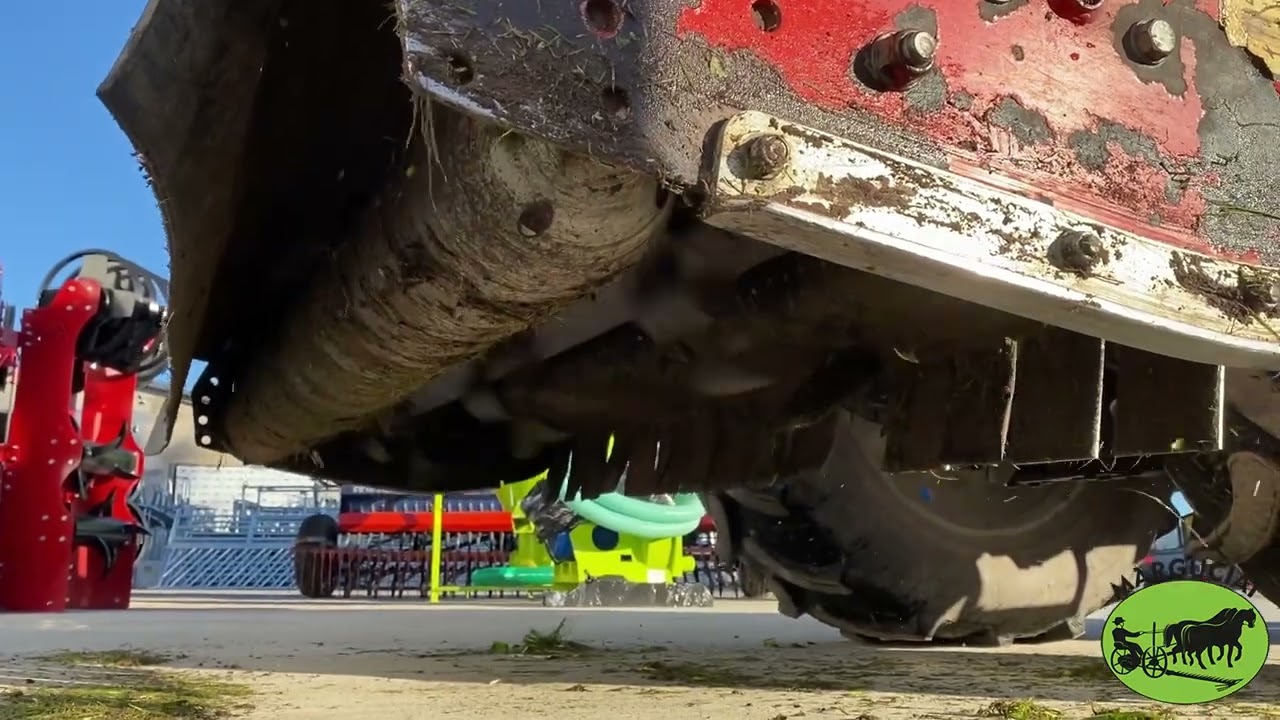 Plaktukinis smulkintuvas "Kuhn VKM 240", 2,4 m.