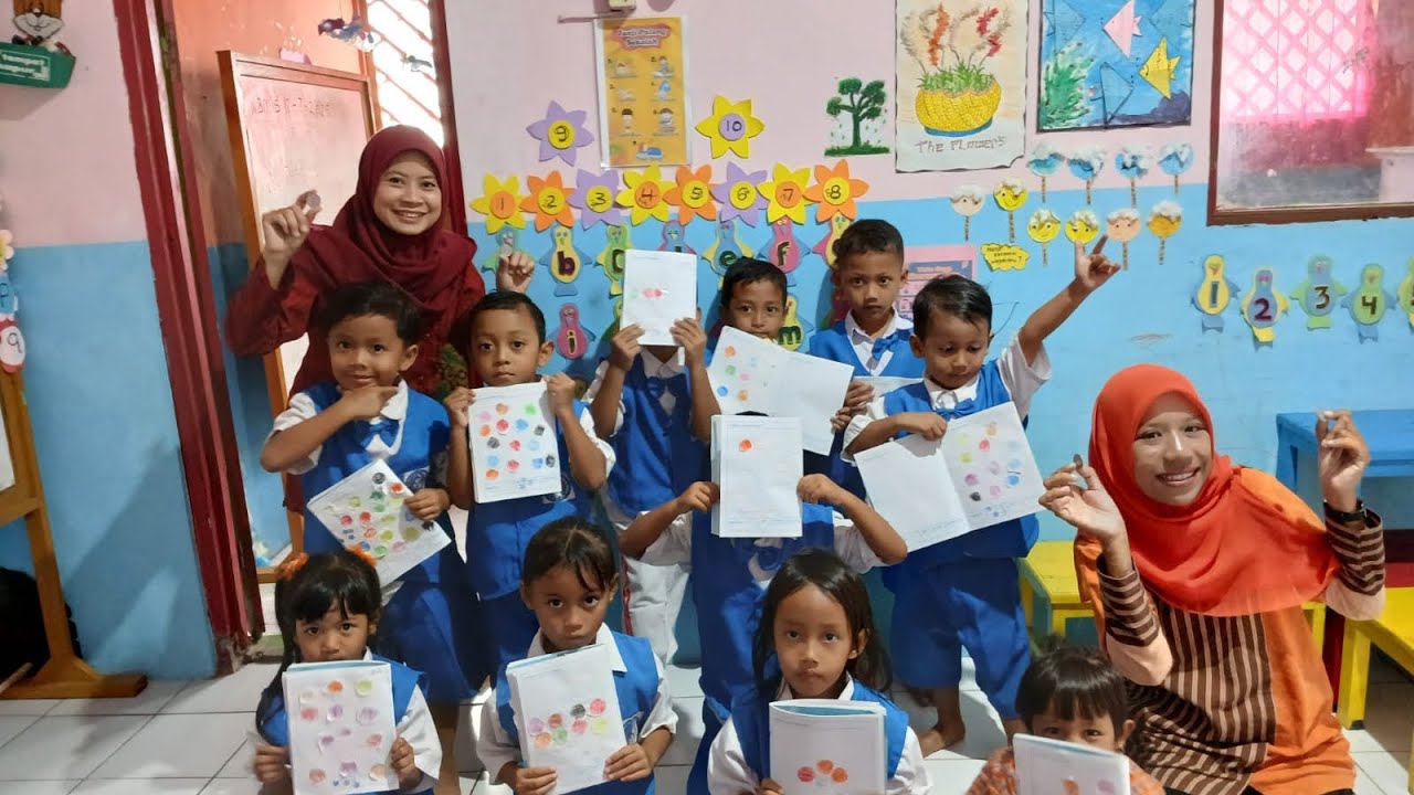 Menjiplak koin uang #melatihmotorik #tkpertiwikalikeboll #sekolah 