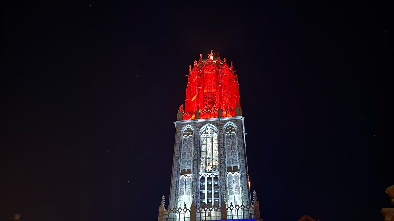 Koningsdag 2025 , deel gelui kerkklokken Domtoren Utrecht