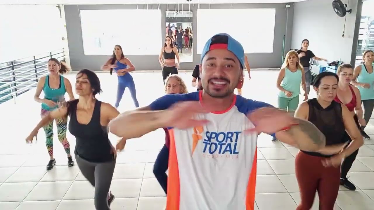 Aula de ritmo matutino 