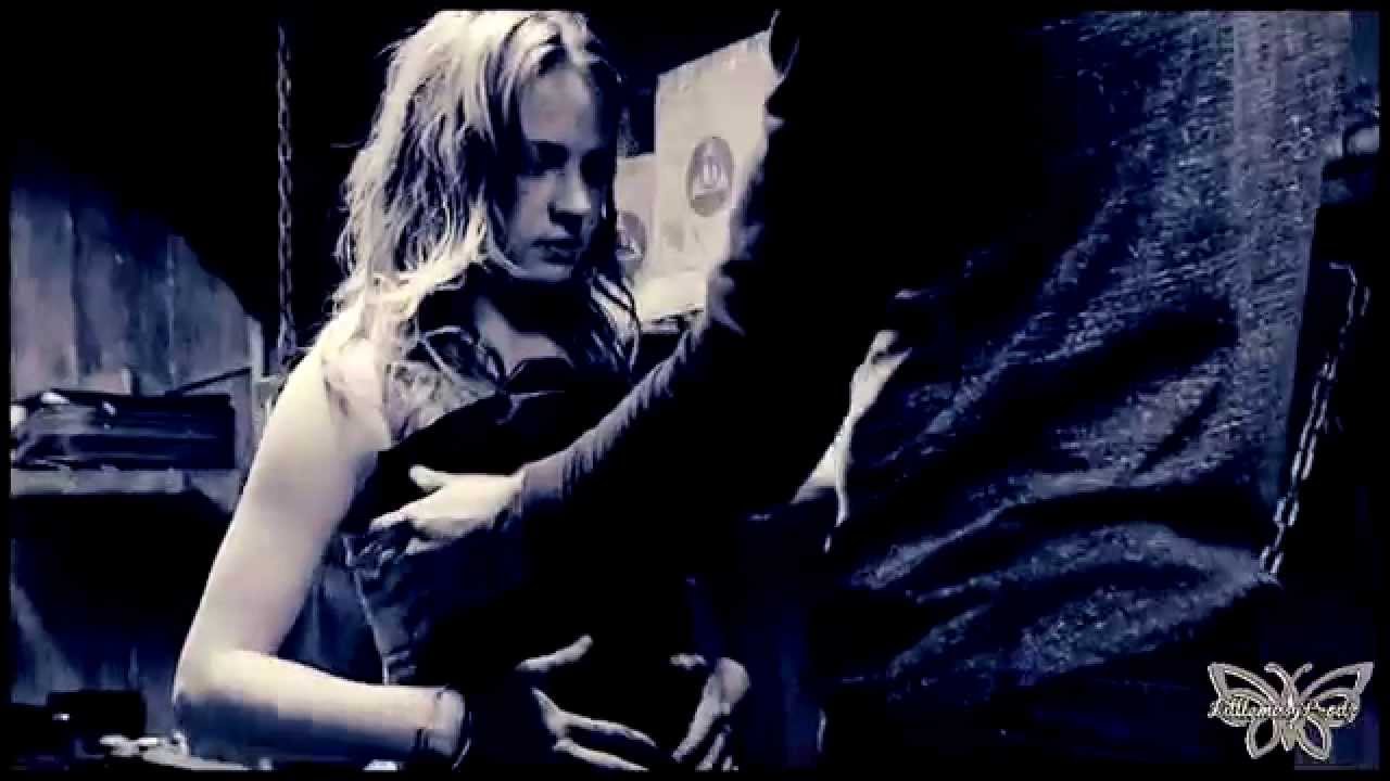 »Angie & Junior || Bad Blood «