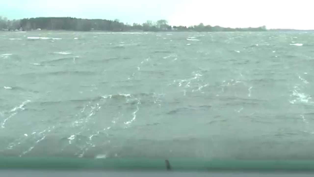 Rügen Fähre Überfahrt bei 8 Windstärken