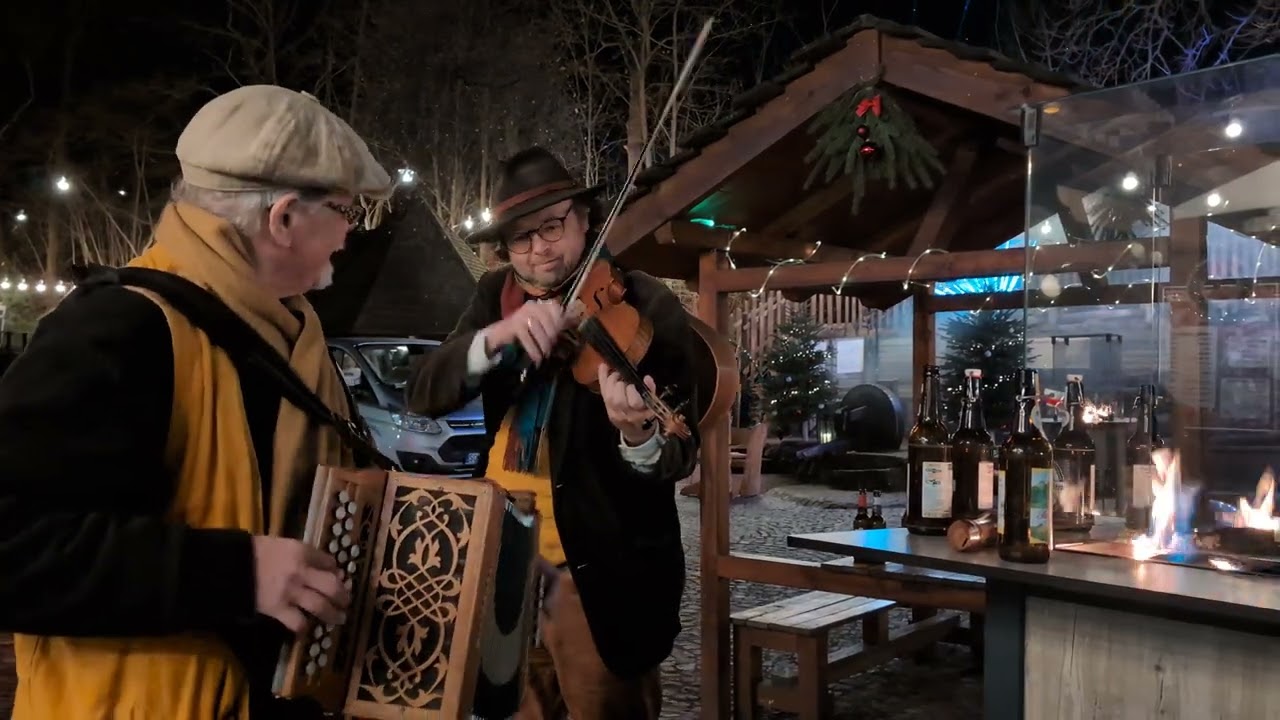 Duo Lied- Fass   Kleine Nachtmusik (Ausschnitt) gespielt Feengrotten Saalfeld