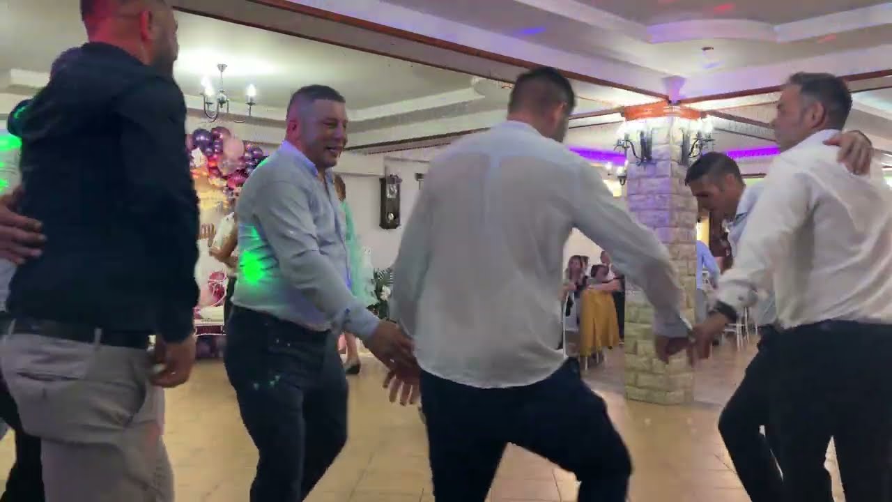 🎼 Formatia Universal Hârlău-Iasi || 🎷Batuta Moldoveneasca 2025 Live 100% || ✆ +40 747 954 485