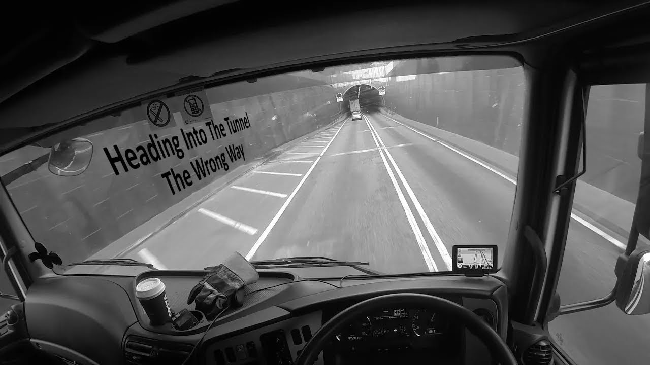 Driving Into Dartford Tunnel The Wrong Way!
