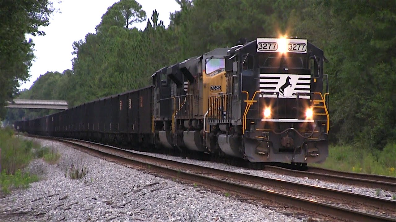 Wild NS lash up on NS 76V - Coal for FEC