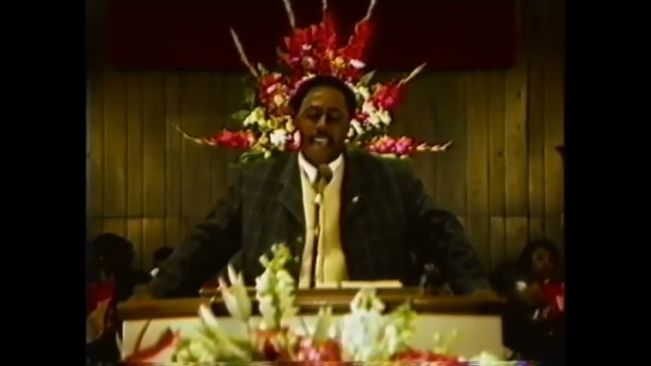 The funeral of Soul Music Legend Johnnie Taylor - SUNRISE: May 5, 1938 - SUNSET: May 31st, 2000
