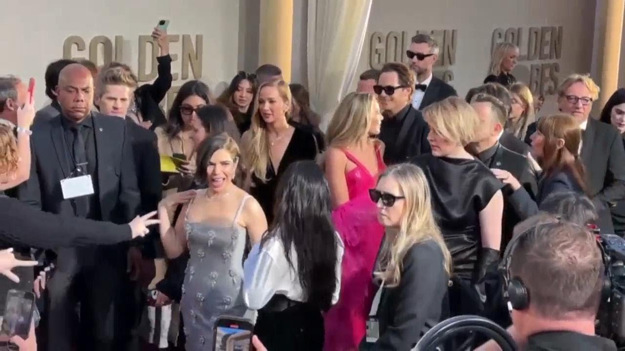 Jennifer Lawrence, Margot Robbie mingle and pose on Globes carpet