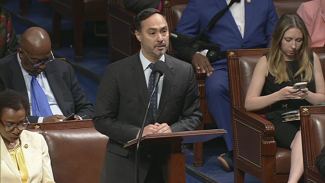 Rep. Joaquin Castro urges the House to choose between protecting their careers or saving lives