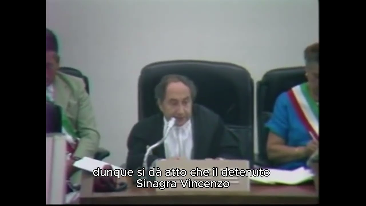 Maxiprocesso X - Vincenzo “Tempesta” Sinagra in camicia di forza