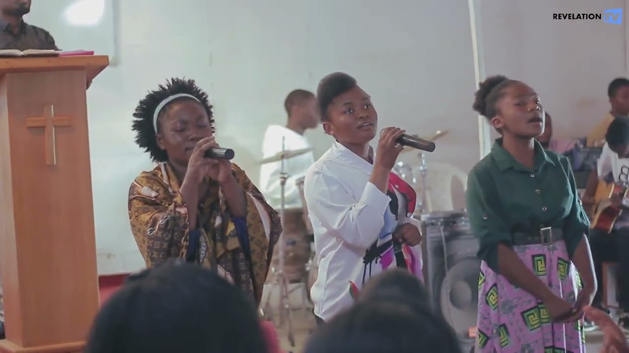 J'ai le sang , Tintini Sidi interpréter par les sœurs De Grâce Tabernacle Goma