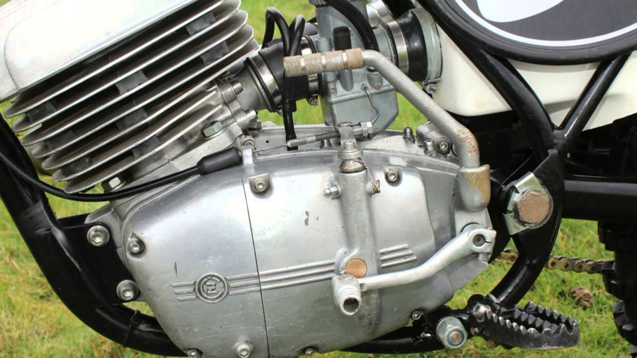 1967 360 CZ Dirt Bike Single Port