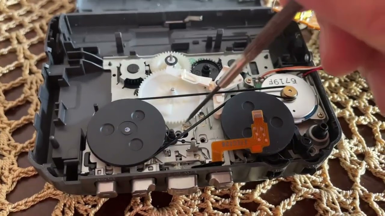 Walkman Sony wymiana paska napędu