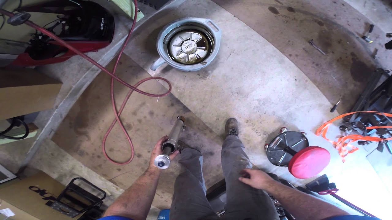 MaksWerks Garage - DIY Fork Seals Rebuild - 2008 Buell 1125R