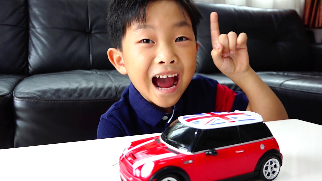 сборка игрушечной машинки для детей игра Car Toy assembly for Kids