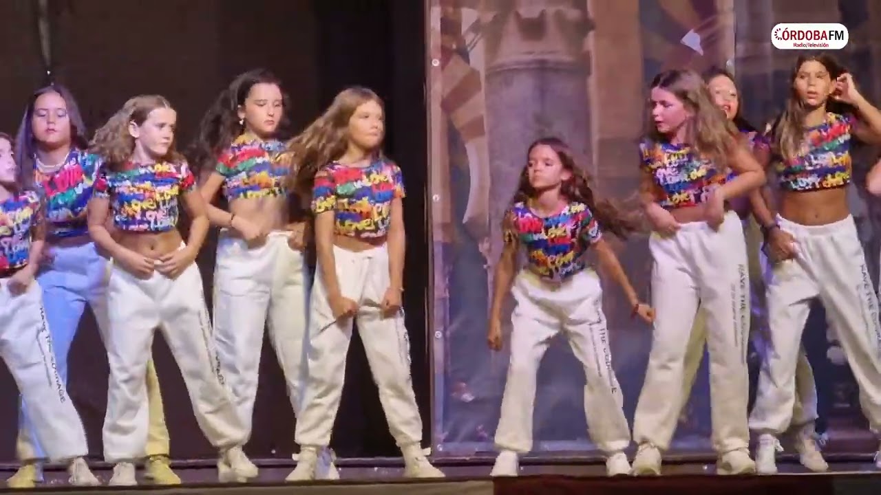 Santaella inauguró anoche su Feria del Valle con la Proclamación de la Reina y Damas de las Fiestas