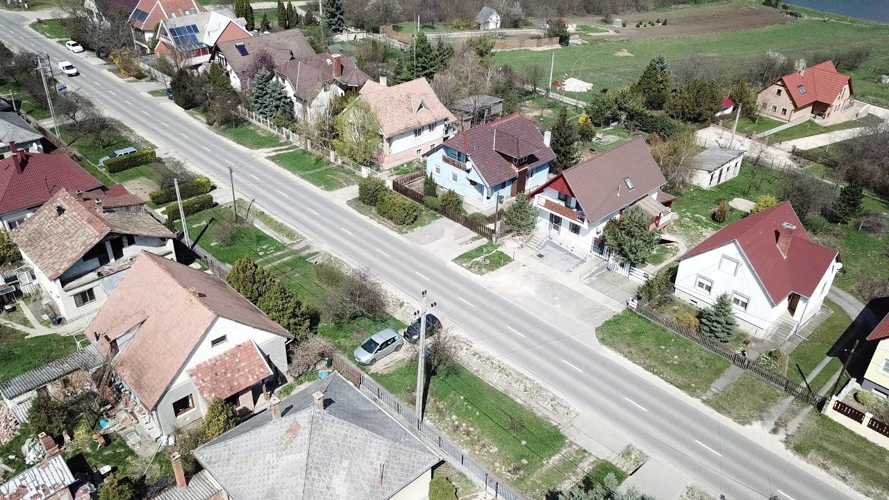 Egy séta a levegőben - Tordas - Arany János Utca, Hangya sor