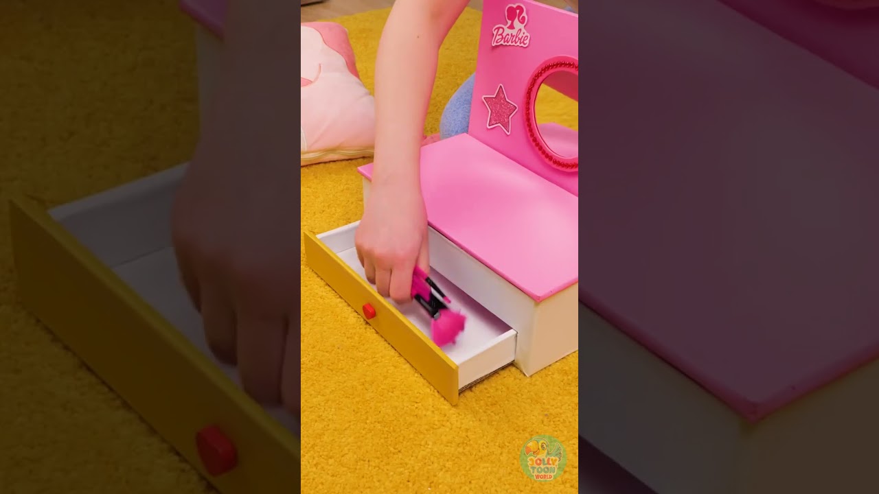 Barbie Magic! 💄 Let&rsquo;s Build a Pink Makeup Box! 💕