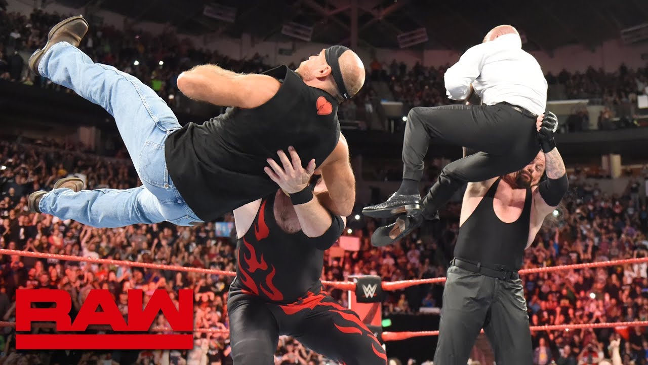 Гробовщик и Кейн разгромили Трипл Эйча и Шона Майклза: Raw, 1 октября 2018 г.
