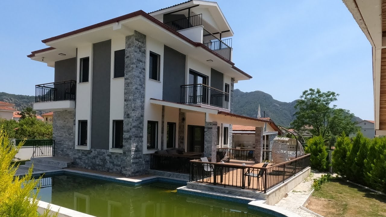 Dalyan'da Kanala yakın triplex villa (SATIŞTAN KALKMIŞTIR.)