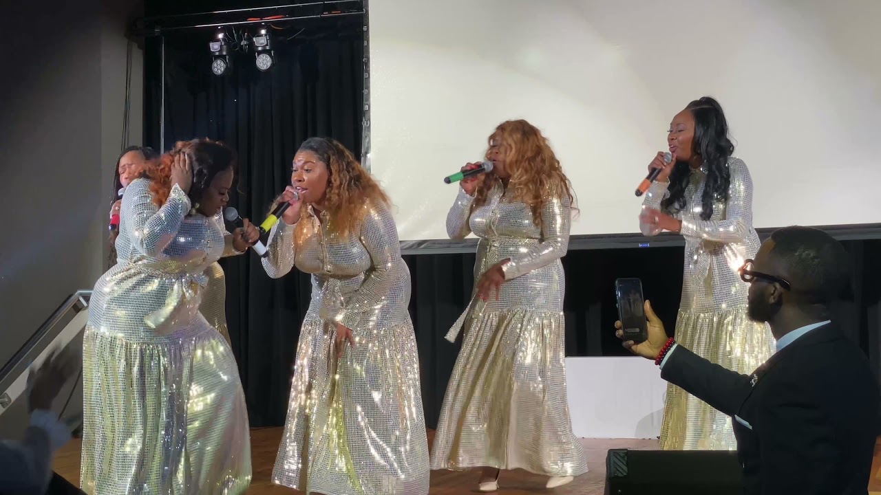 Lisa Knowles-Smith & the Brown Singers in Columbus, MS