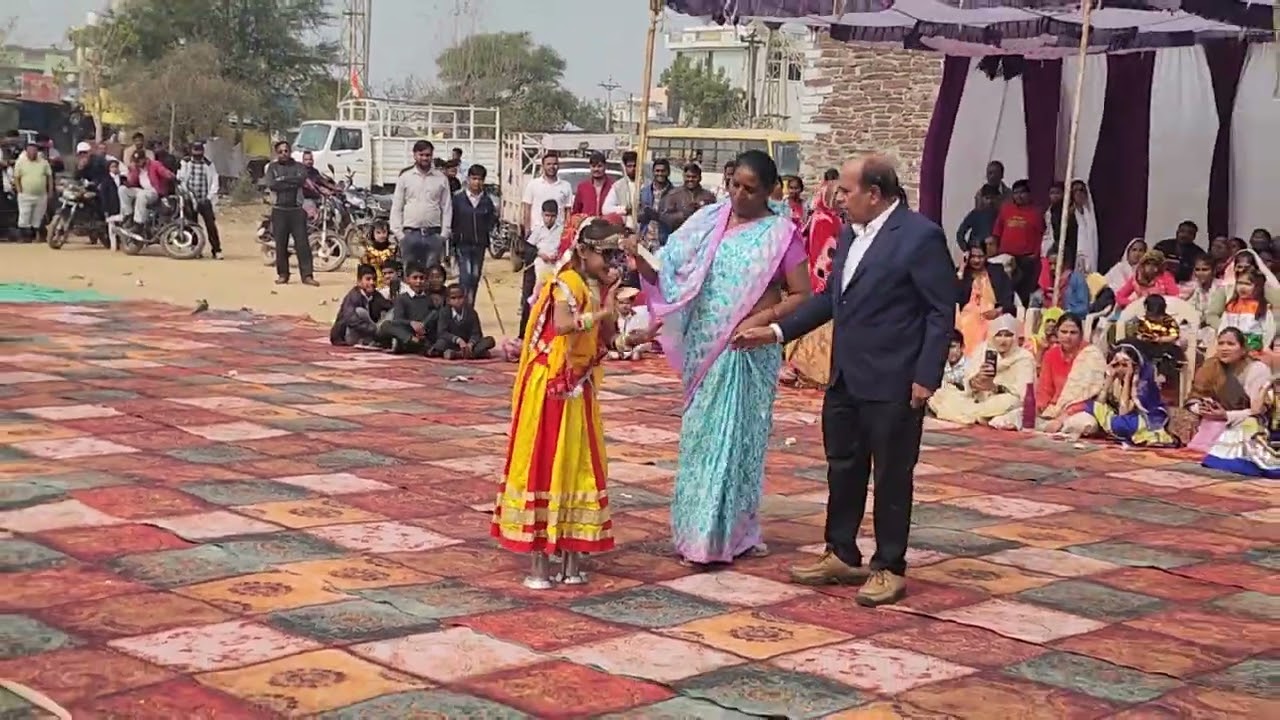 79 वां गणतंत्र दिवस के शुभ अवसर पर दिव्यांशी वैष्णव। की राजधानी नृत्य पर जोरदार प्रस्तुति वीडियो को 