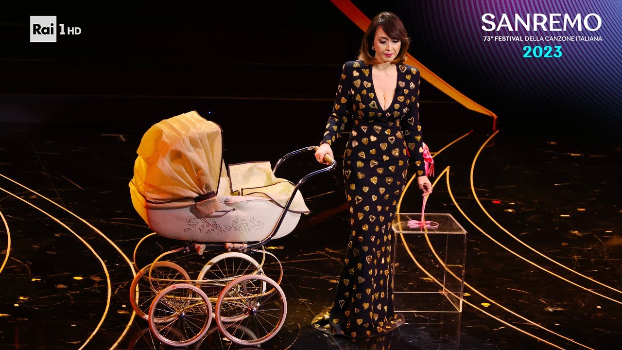Sanremo 2023 - Il monologo di Chiara Francini sulla maternit&agrave; mancata
