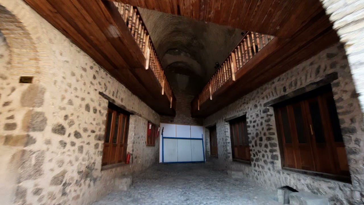 XIII əsr Şəkidə Karvansaray, Sheki historical Karvansaray built in XIII century, Old Hotel in Sheki