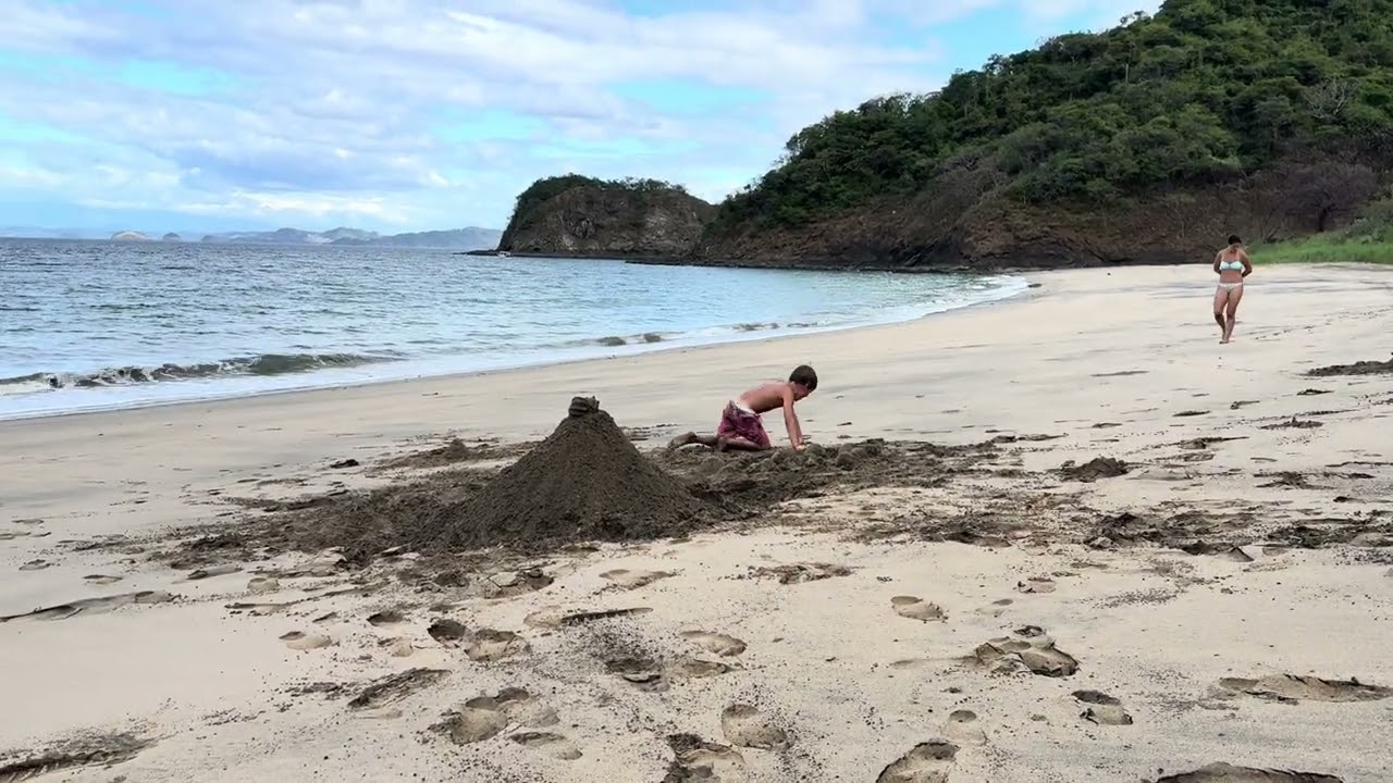 Tristan fails to jump the village!