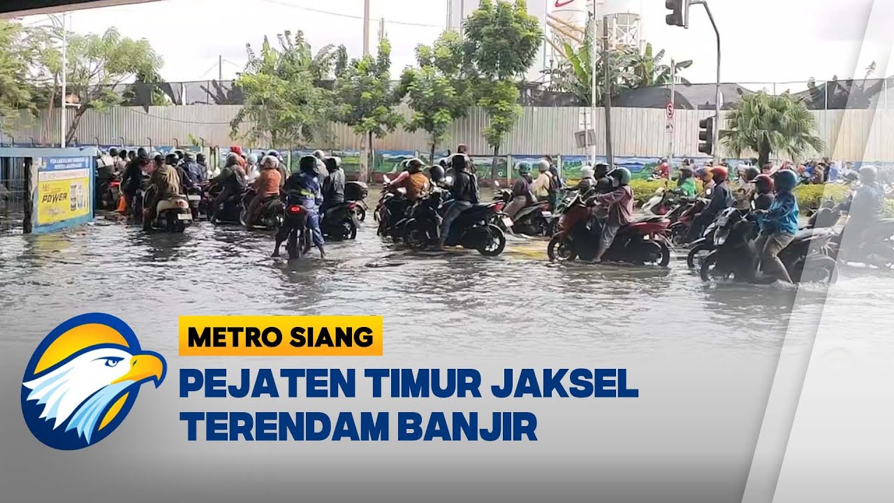 Banjir Luapan Sungai Ciliwung Rendam Ratusan Rumah - [Metro Siang]