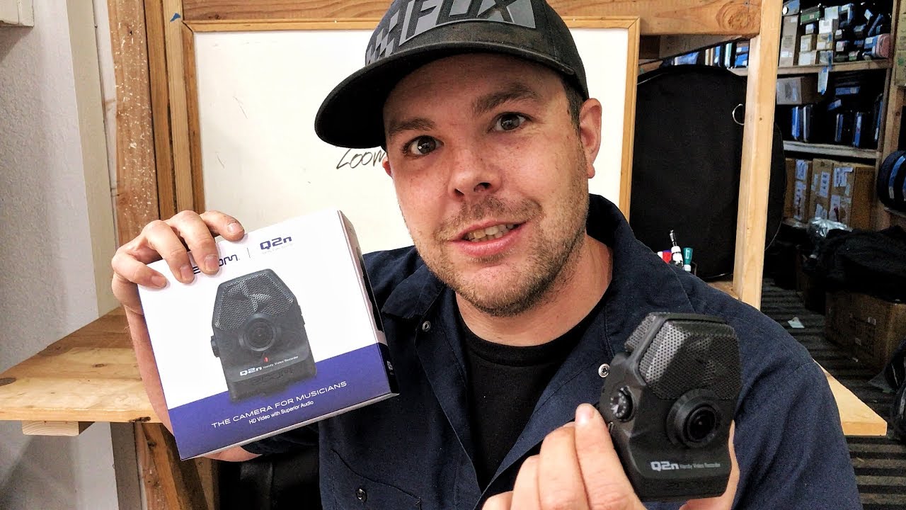 Best camera for musicians Zoom Q2N