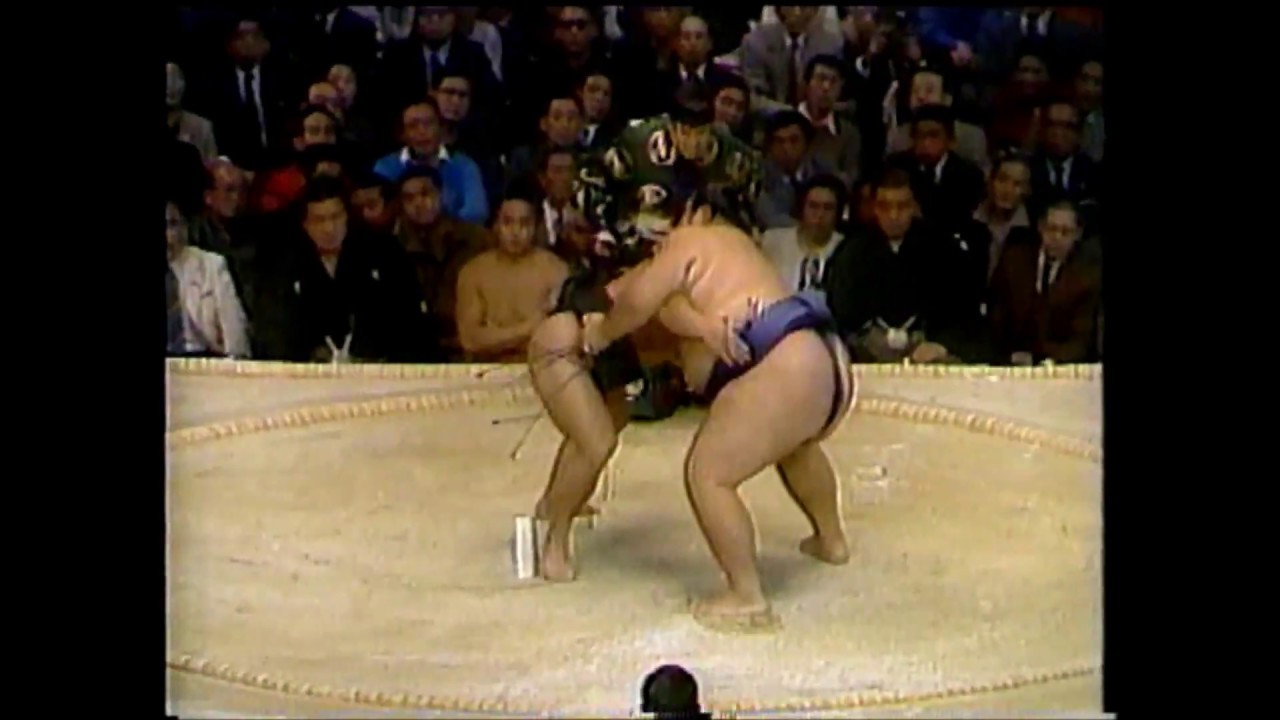 歴代最強横綱千代の富士、すごすぎる驚異の一番ｗ