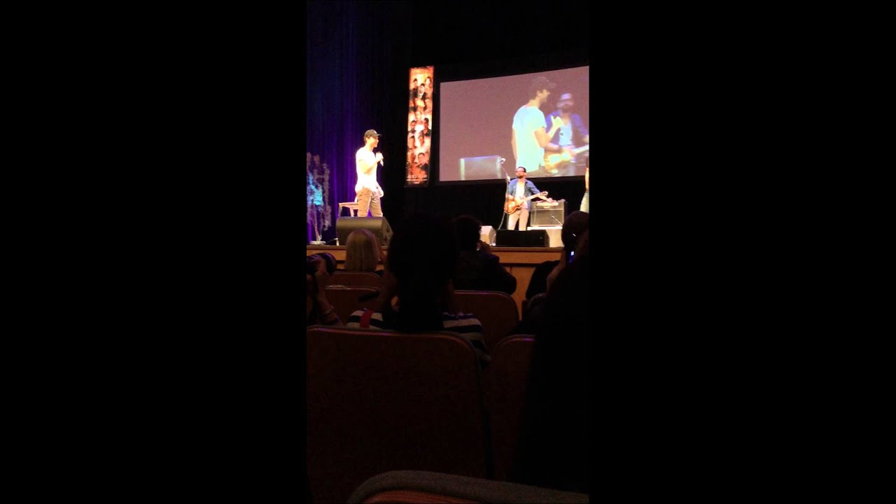 Supernatural MinnCon - Gil McKinney