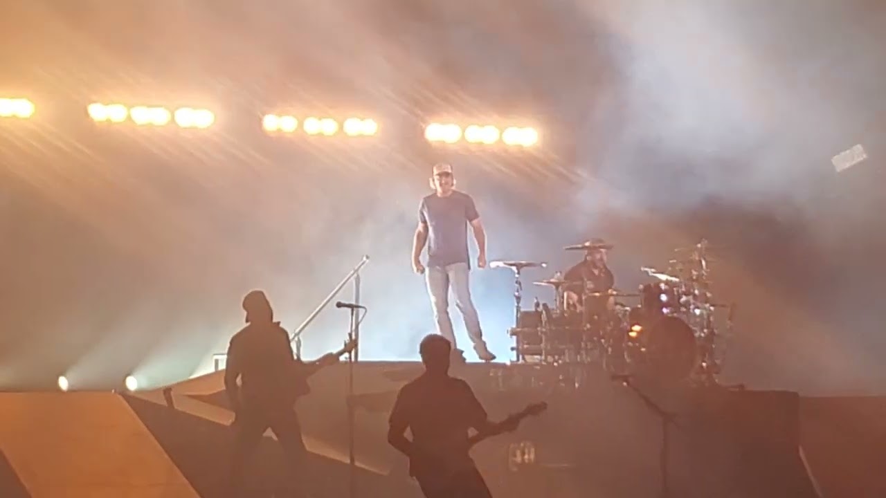 Morgan Wallen Live Up Down Bristow VA 6/4/22