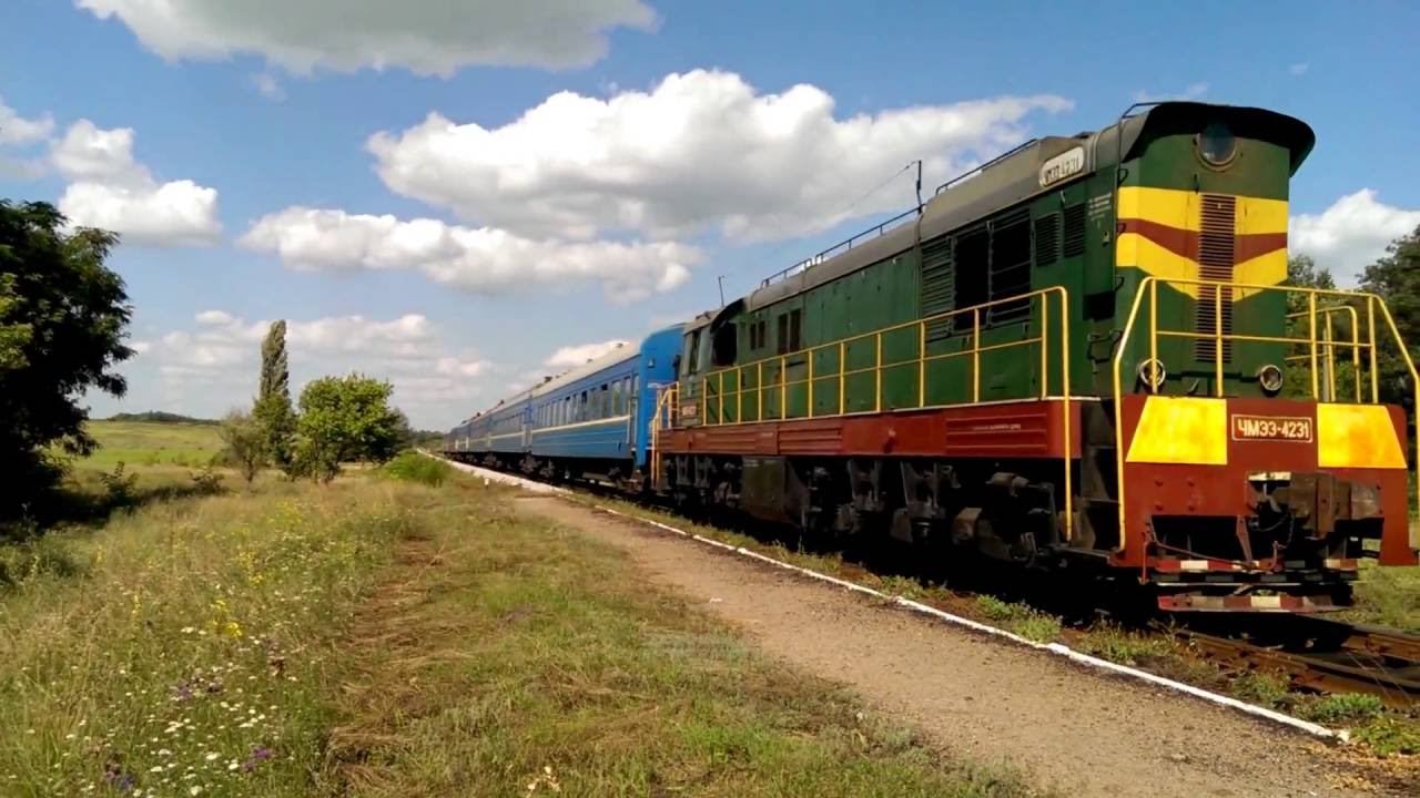 ЧМЭ3-4231 с пригородным поездом Красноград - Днепропетровск на пл. 108 км