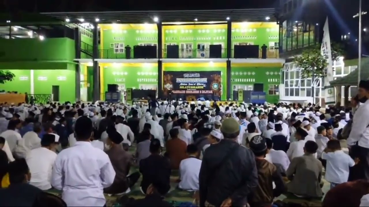 istighosah malam Jum'at Kliwon dan silaturahmi mambaus sholihin