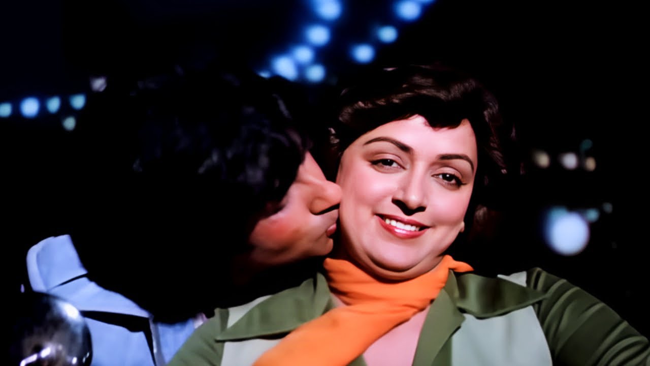 अमिताभ बच्चन ने सबके सामने किया हेमा मालिनी को प्रपोज - Romantic सीन | Amitahbh | Hema malini | HD