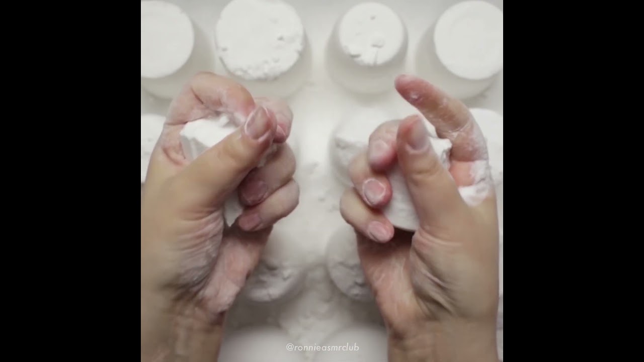 CRUNCHY SNAPPY PURE BAKING SODA CIRCLE // ASMR  #crunchycrumbles  #satisfying