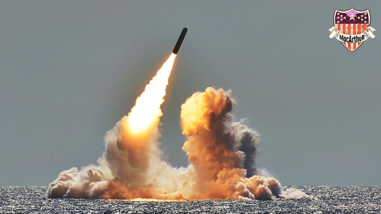 terrifying!! Russian nuclear submarines launch dozens of ballistic missiles