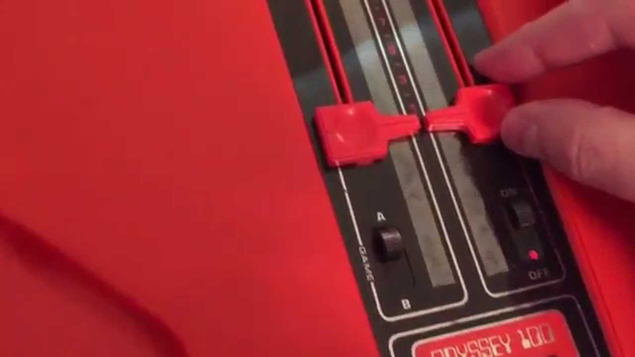 Magnavox Odyssey 100 Game System on a PocketVision TV