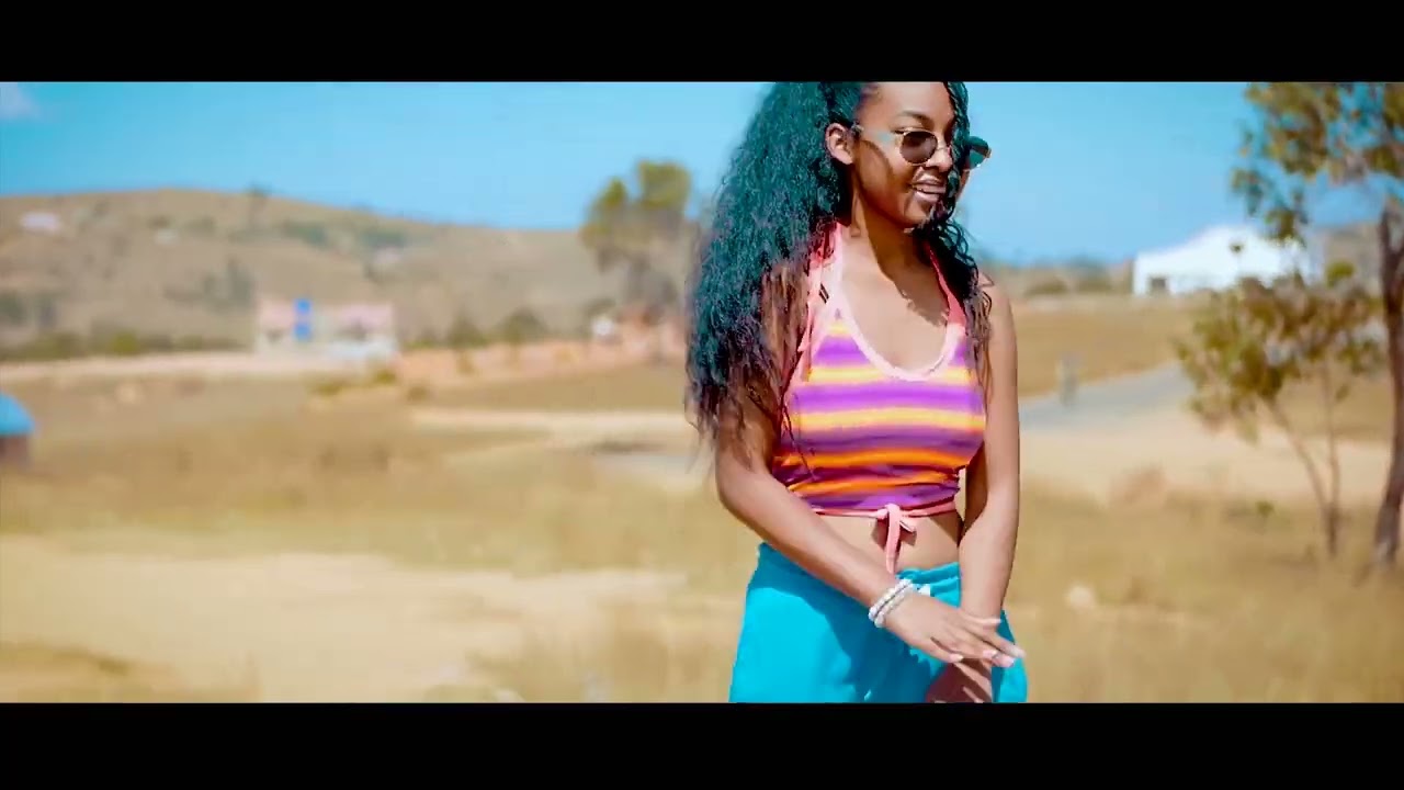 MR STONE -Atsika_roa_-_official_video__(gasy nouveaut&eacute;_2025)