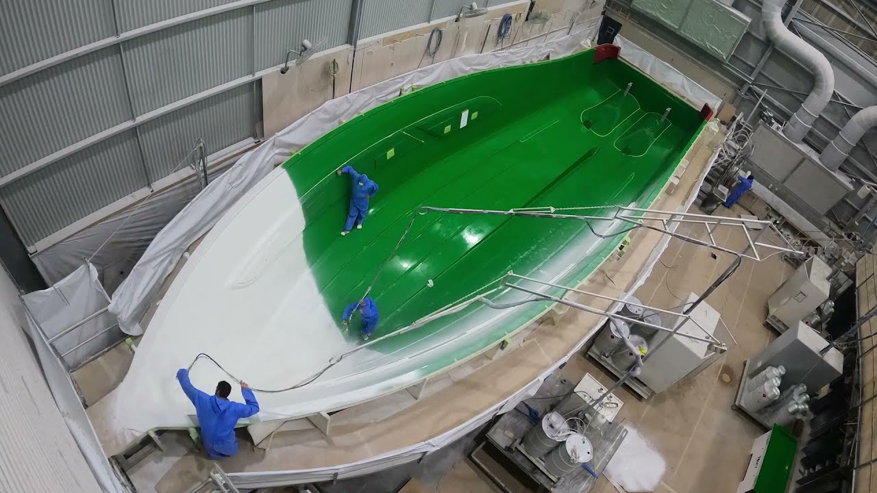 78 Motor Yacht Hull Lamination Time Lapse
