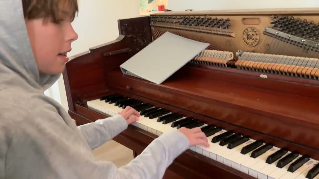 Carol of the bells piano