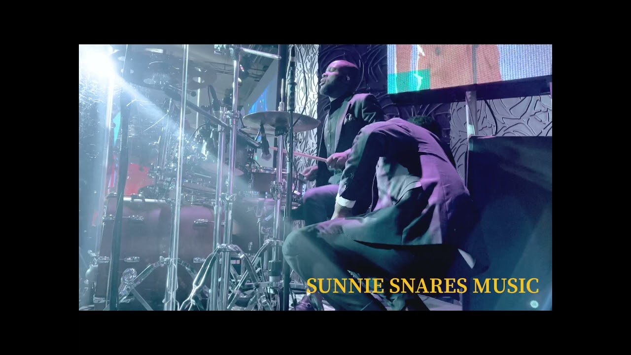THE HOTTEST MAKOSSA PRAISE IN THE WORLD! A MUST WATCH ! - SUNNIE SNARES