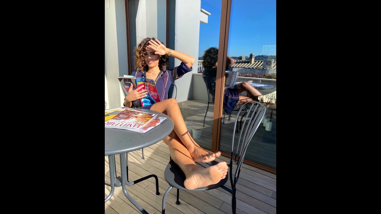 Caterina Balivo foto piedi