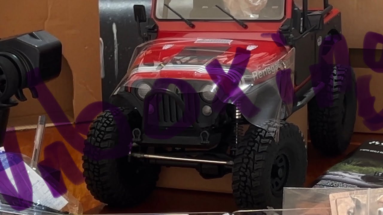 unboxing Axial cj7 