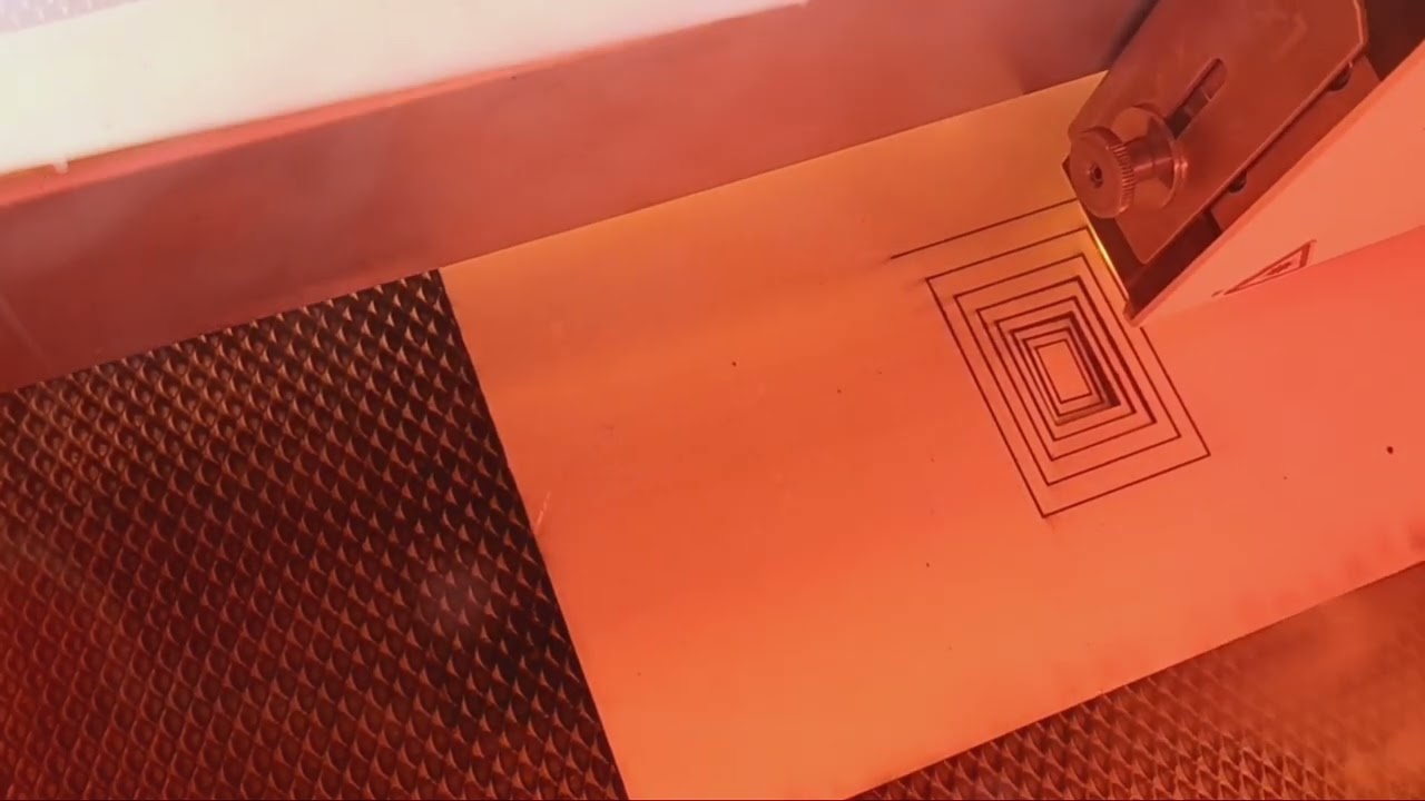 #Grannophone-Lasercut Nr. 19 @ makerspace #ulm  #madewithmrbeam  @MrBeamLasers